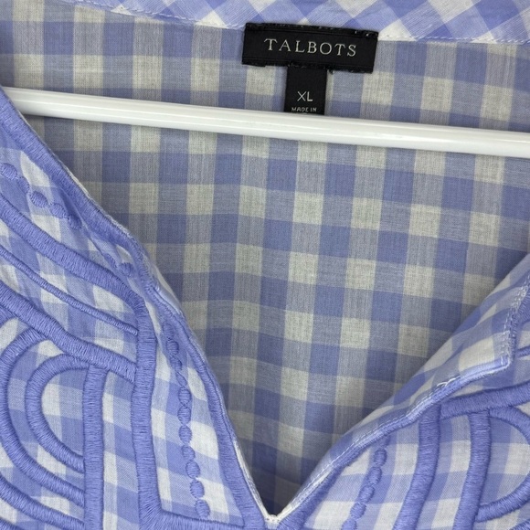 Talbots embroidered blouse - Picture 3 of 4